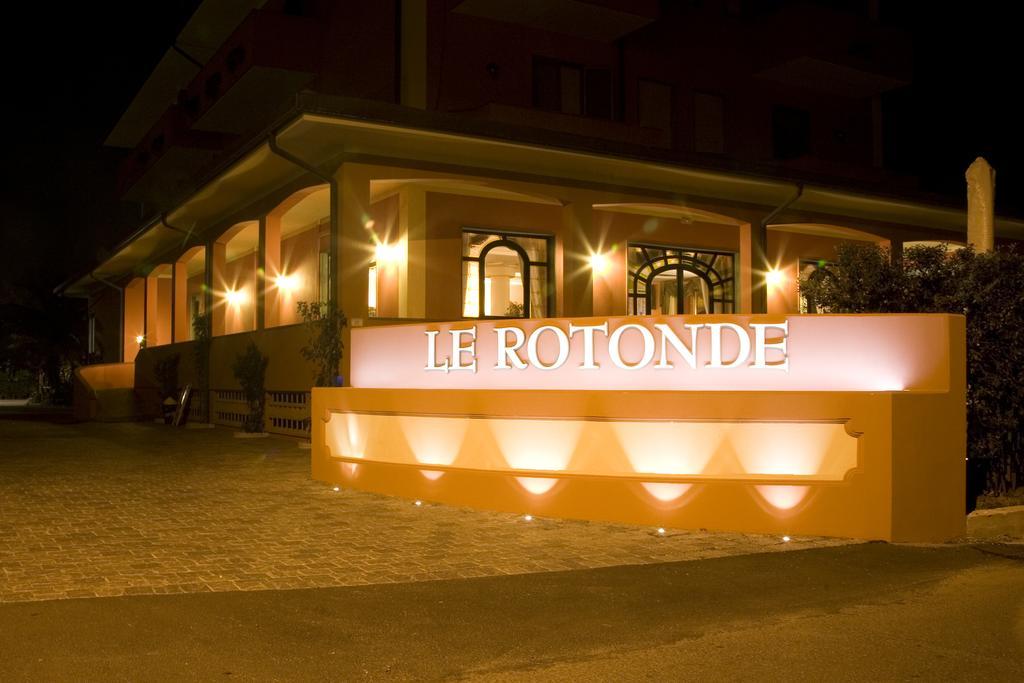 Hotel Le Rotonde Massaciuccoli Luaran gambar