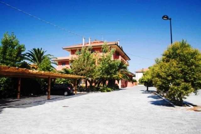 Hotel Le Rotonde Massaciuccoli Luaran gambar