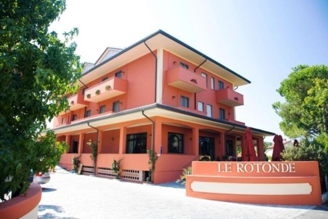 Hotel Le Rotonde Massaciuccoli Luaran gambar